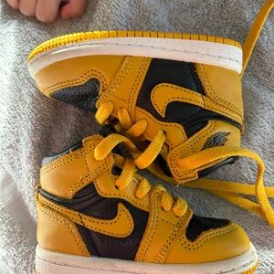 Jordan Kids Yellow and Black Sneakers